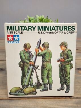 Vintage - Tamiya Military Miniatures 107mm Mortar w/Crew 1/35 scale